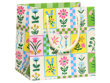 Retro Flower Gift Bags